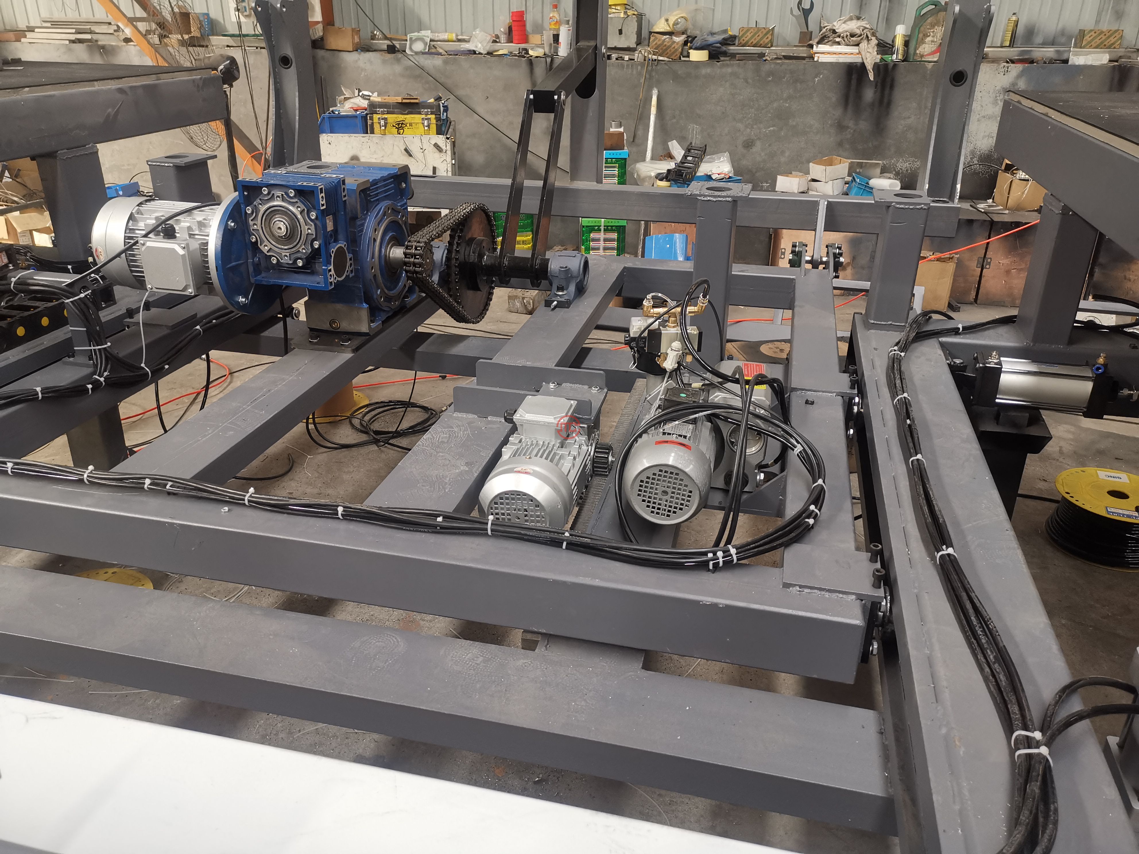 CNC Cutting Table (7).jpg